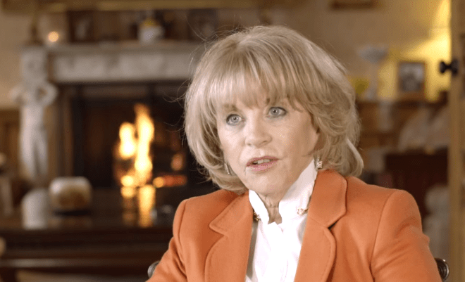 Shout Gladi Gladi (2015), Anna Gloag