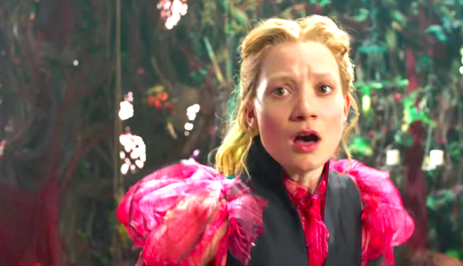 Alice Through The looking Glass (2016), Mia Wasikowska