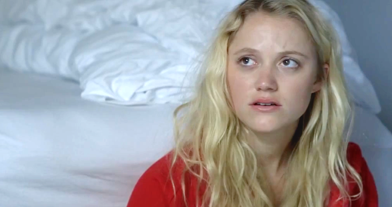 Bokeh (2016), Maika Monroe