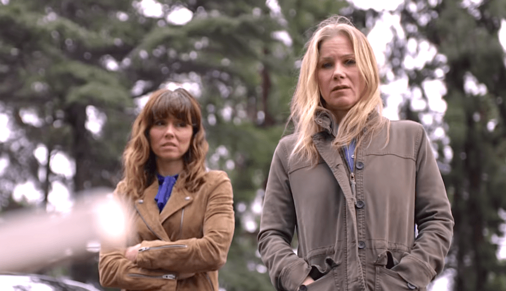 Dead To Me (2019): Linda Cardellini, Christina Applegate, Netflix