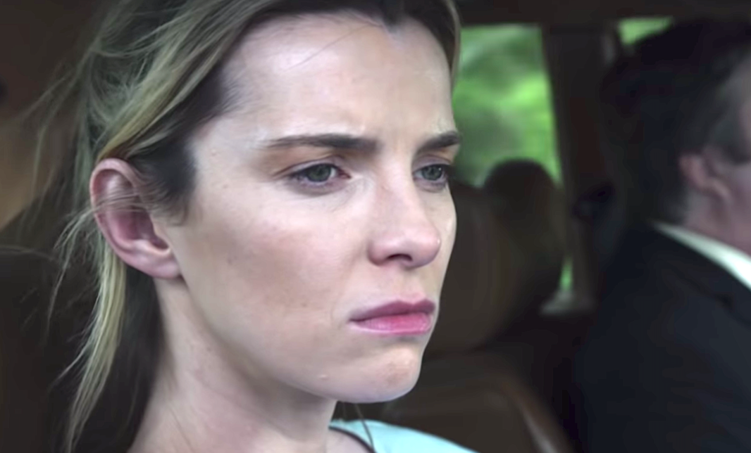 The Hunt (2020, Betty Gilpin, Universal Pictures