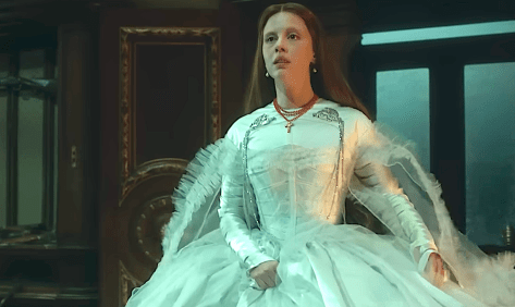 Frankenstein (2025), Mia Goth, Netflix